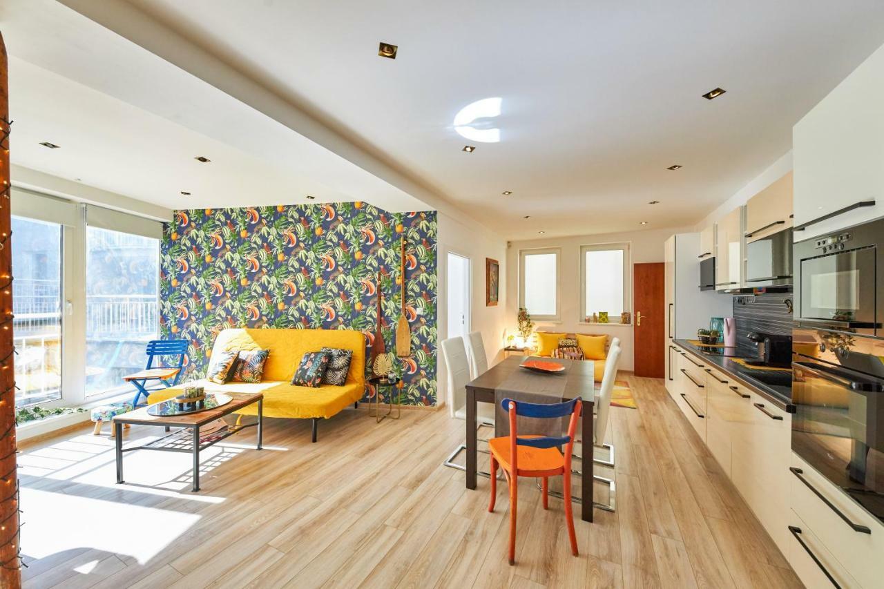 Pineapple Apartment Bratislava Esterno foto